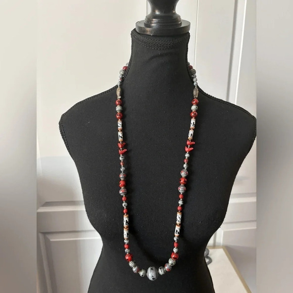 Vintage | Estate Bundle of 7 beaded  necklaces - Picture 5 of 11
